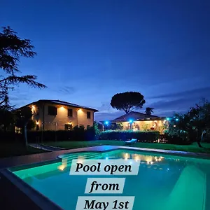 https://airone-pisa-park.it-tuscanyhotel.com